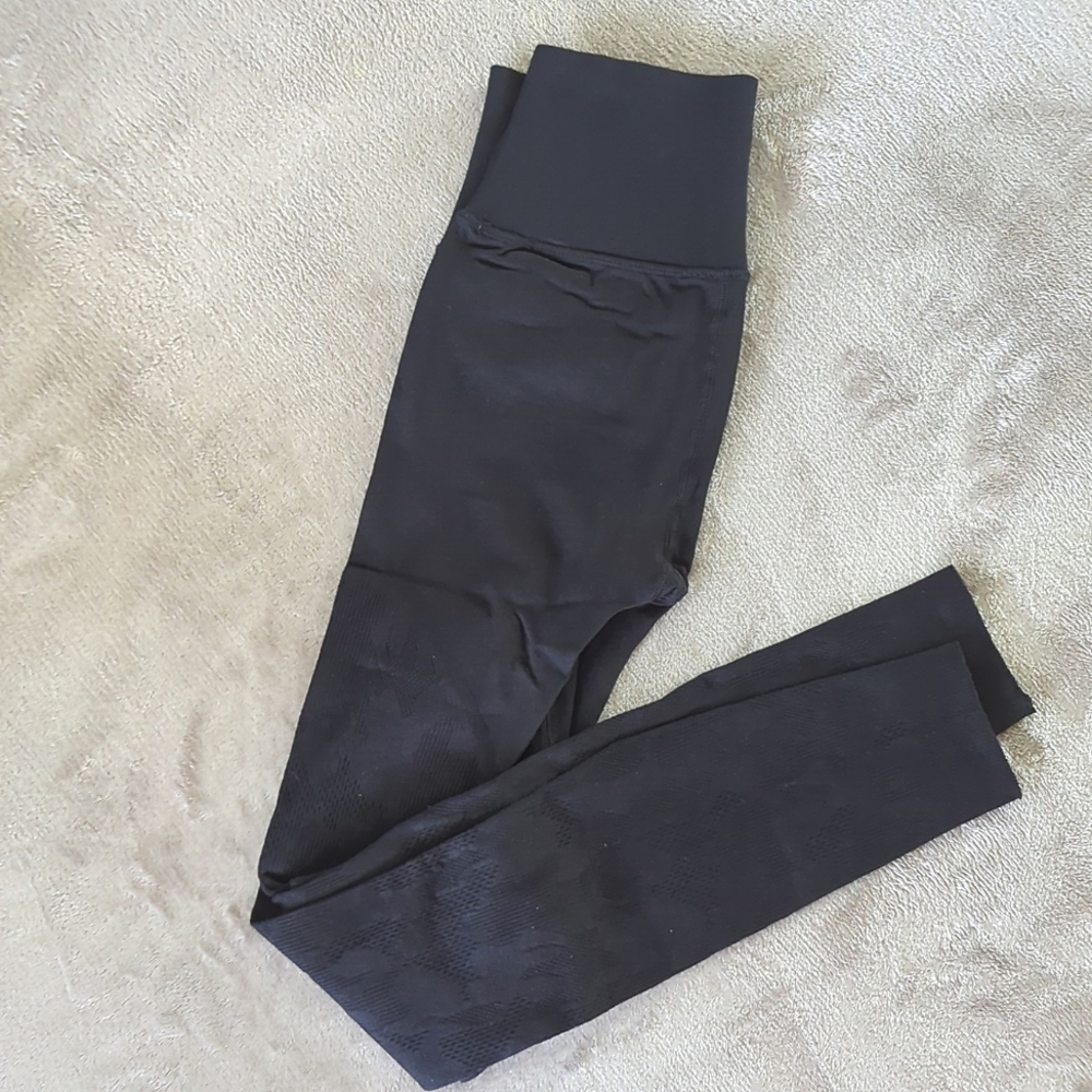 Fabletics sculpknit leggings
